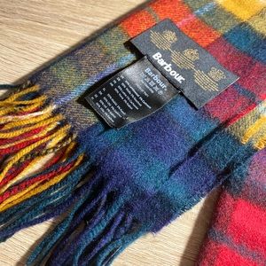 Barbour scarf